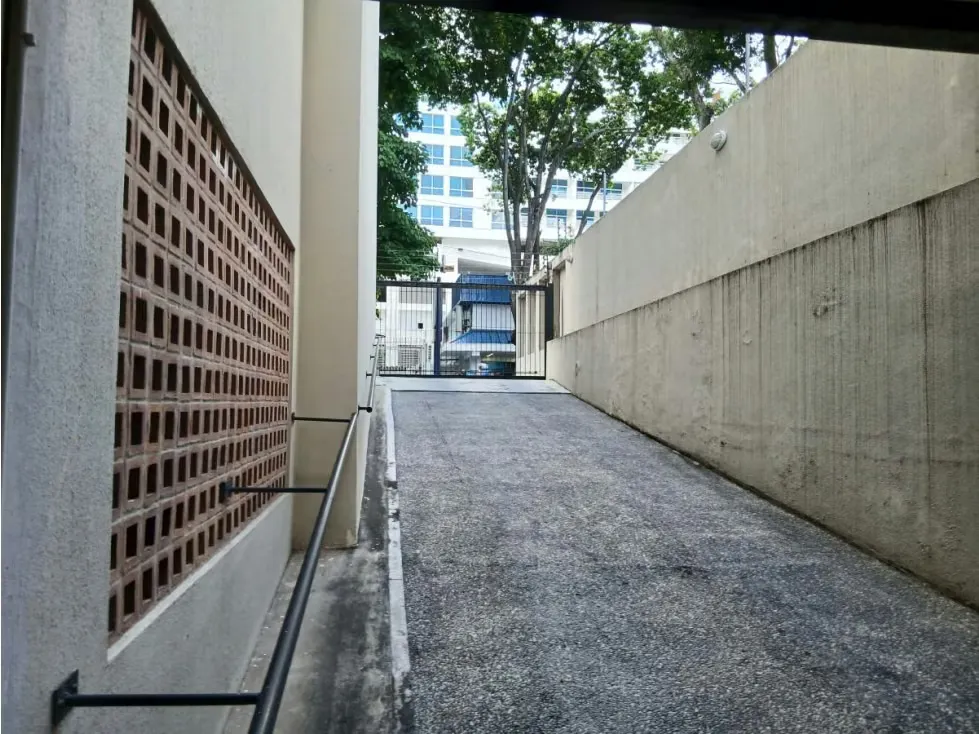 Edificio en venta 3584m², Las Mercedes - 18