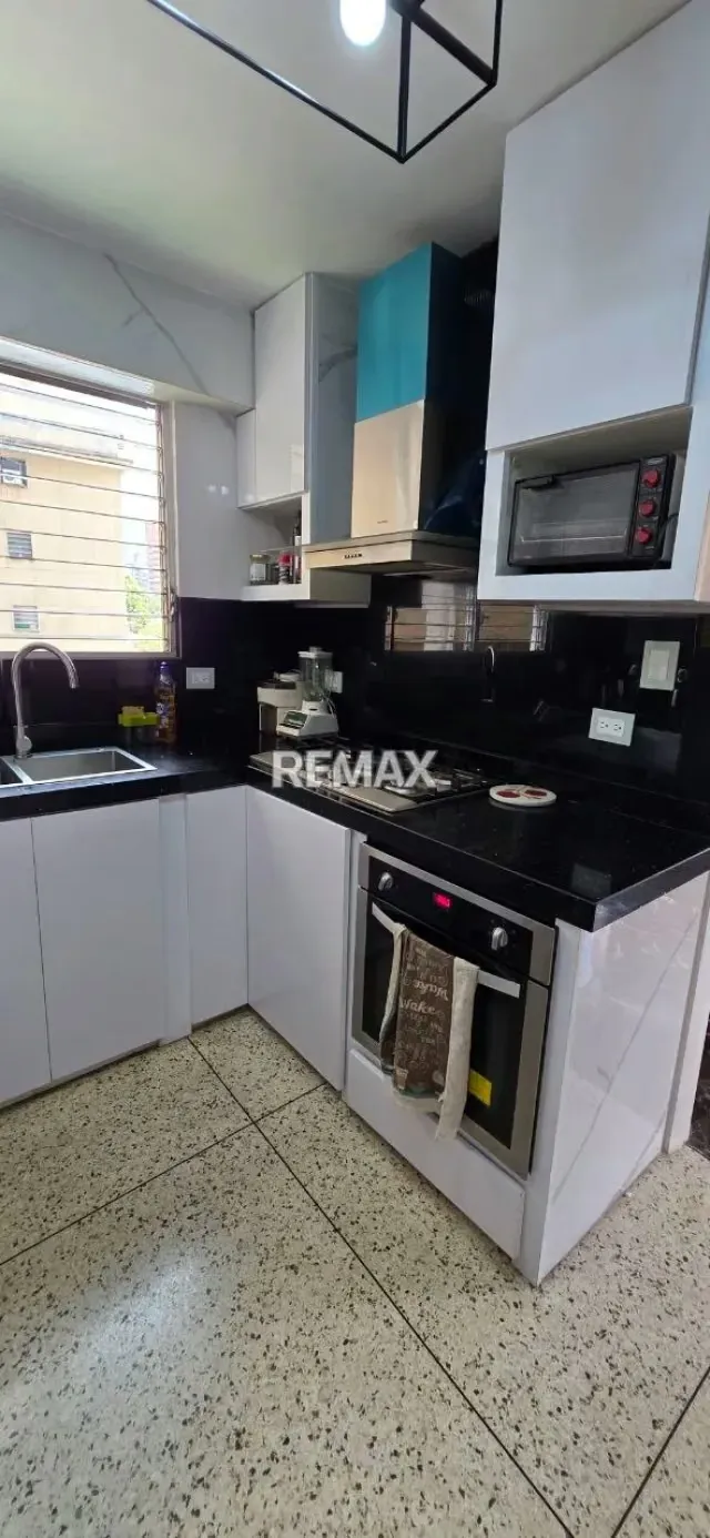 Se Vende Apartamento en la Urbanizacion La Florida - 5