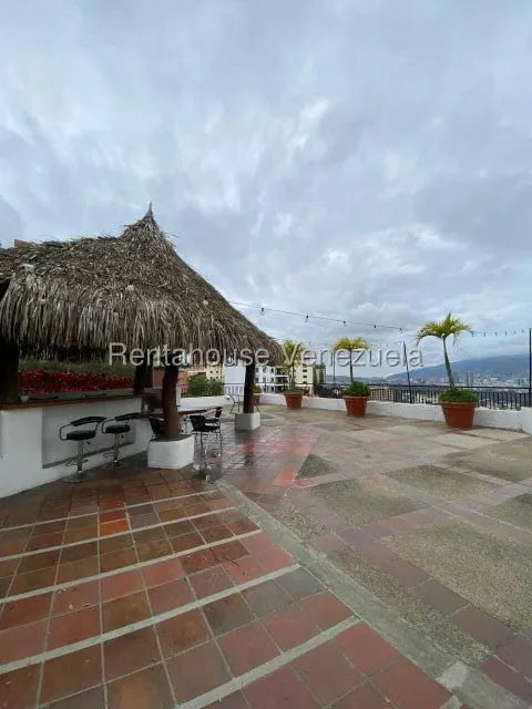 Apartamento (1 Nivel) en Alquiler en Colinas de Bello Monte, Distrito Metropolitano - 11