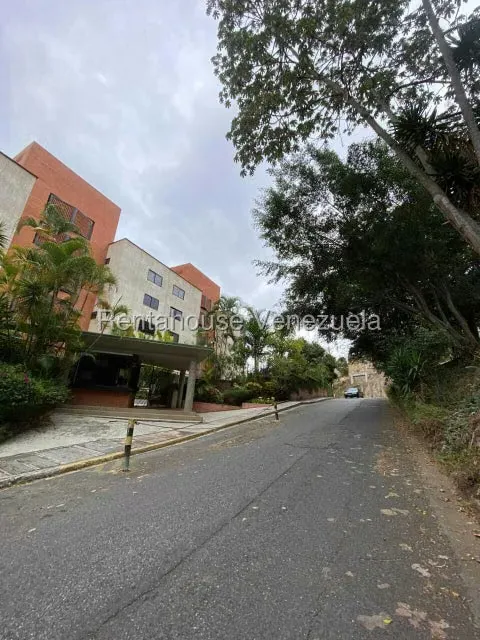Apartamento (1 Nivel) en Alquiler en Colinas de Bello Monte, Distrito Metropolitano - 13