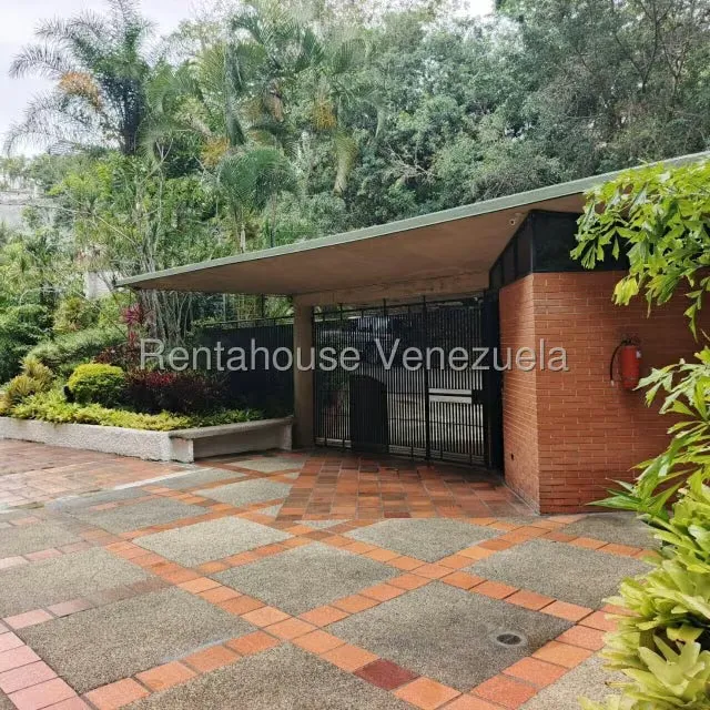 Apartamento (1 Nivel) en Alquiler en Colinas de Bello Monte, Distrito Metropolitano - 23