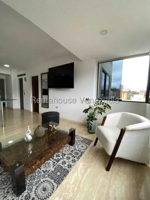Apartamento (1 Nivel) en Alquiler en Colinas de Bello Monte, Distrito Metropolitano - 5