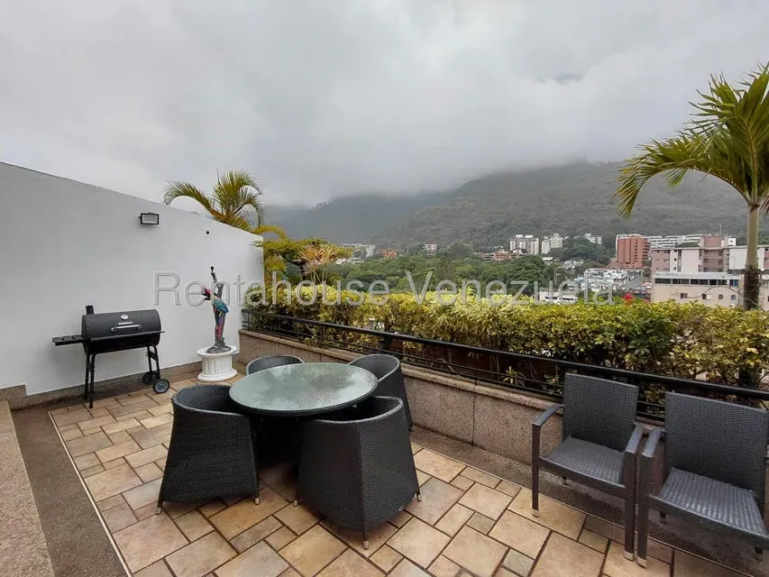 Apartamento (1 Nivel) en Alquiler en Los Dos Caminos, Distrito Metropolitano - 14