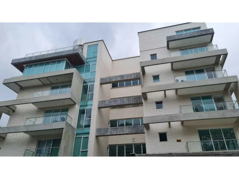 Vendo PH 460+100m2 La Castellana 2022