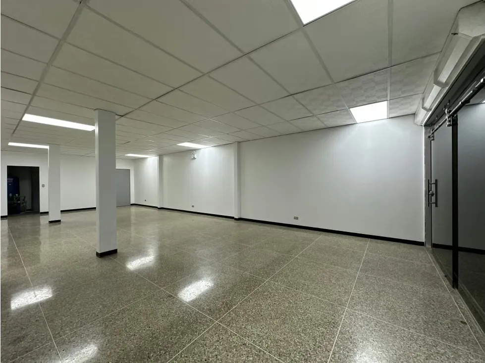 Vendo edificio comercial 1584m2 Pueblo de Baruta 0747 - 6