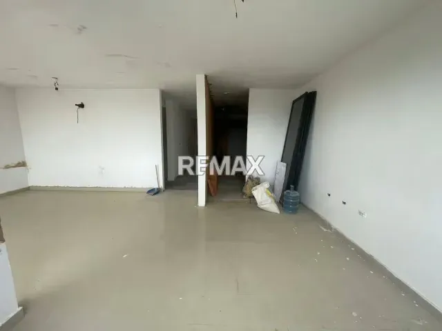 Vendo Townhouse en obra blanca en Res lomas alto, tres niveles. - 5
