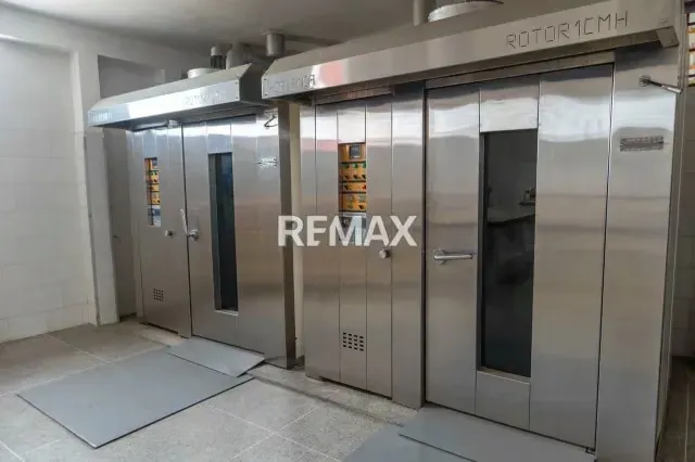 Local Comercial a estrenar en Circunvalación 2. En Venta - 10