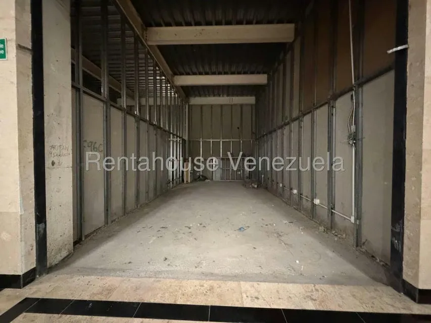Local Comercial en Alquiler en Cerro Verde, Distrito Metropolitano - 7