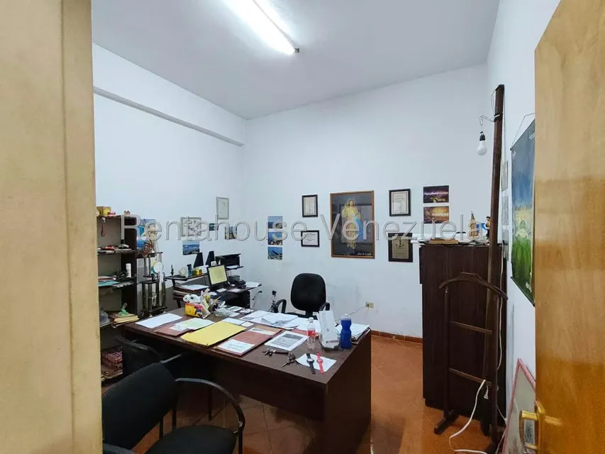 Local Comercial en Venta en Parroquia La Candelaria, Distrito Metropolitano - 13