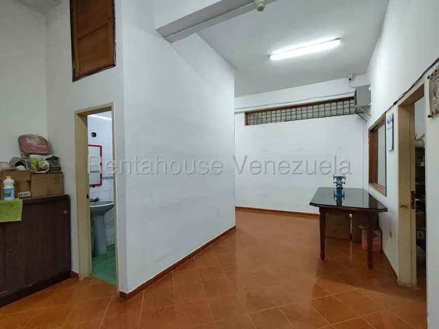 Local Comercial en Venta en Parroquia La Candelaria, Distrito Metropolitano - 16