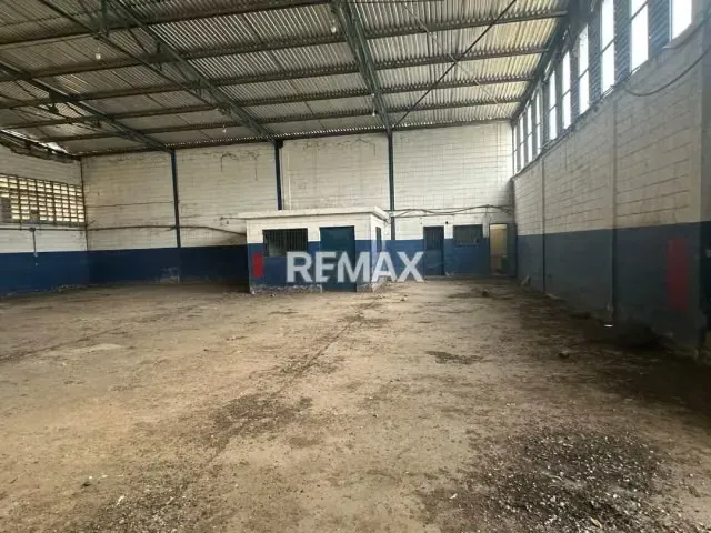 Venta de 5 Galpones en Sector Saman de Guere - 2