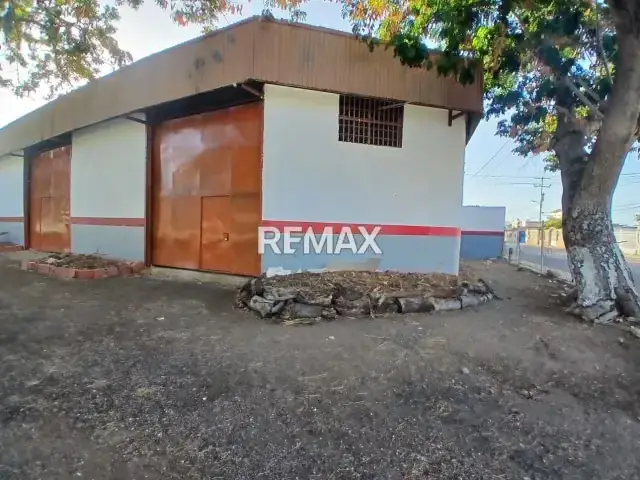 Se Alquila Galpón Comercial Coro Edo. Falcón