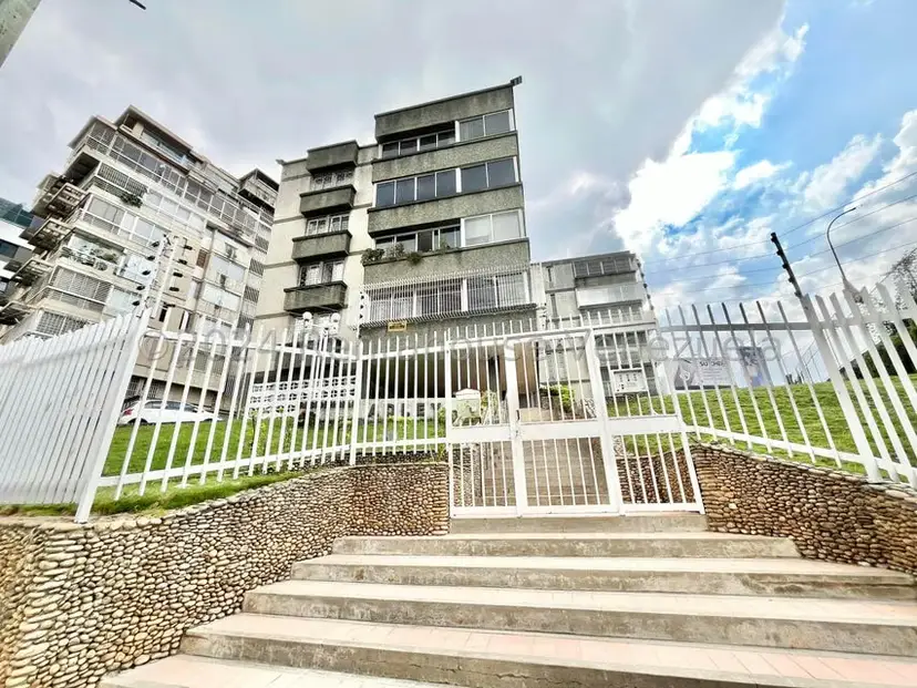 Apartamento (1 Nivel) en Alquiler en Las Mercedes, Distrito Metropolitano