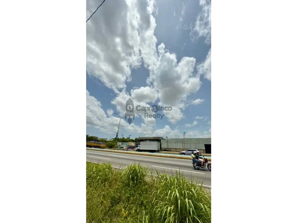 Galpón con terreno frente a la autopista en Alquiler TCL G 9418985 - 6