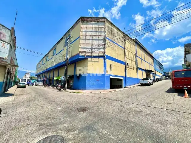 Local Comercial Centro San Cristóbal