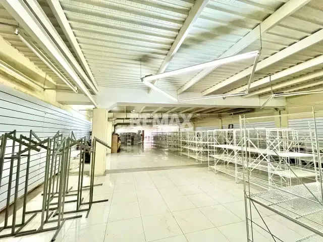 Local Comercial Centro San Cristóbal - 4