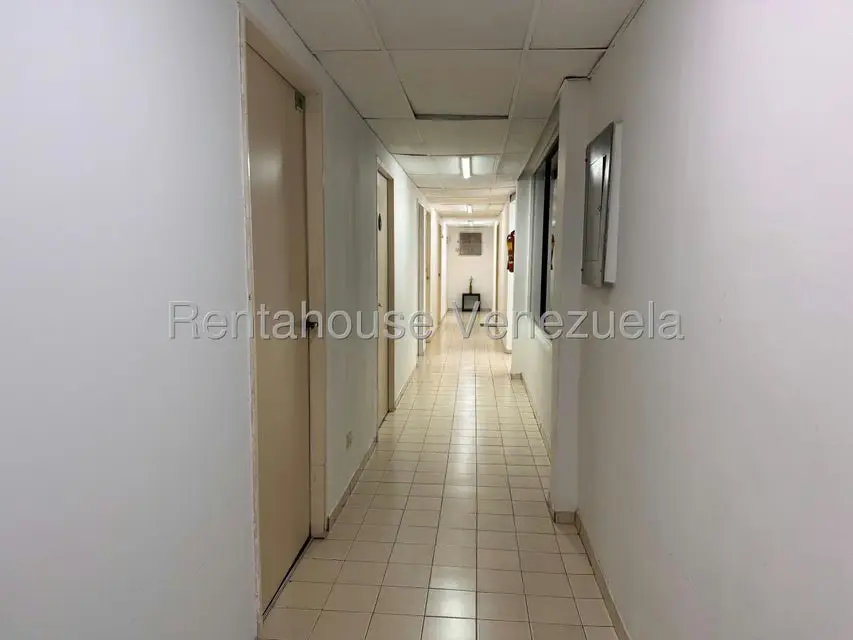 Oficina en Alquiler en Chuao, Distrito Metropolitano - 10