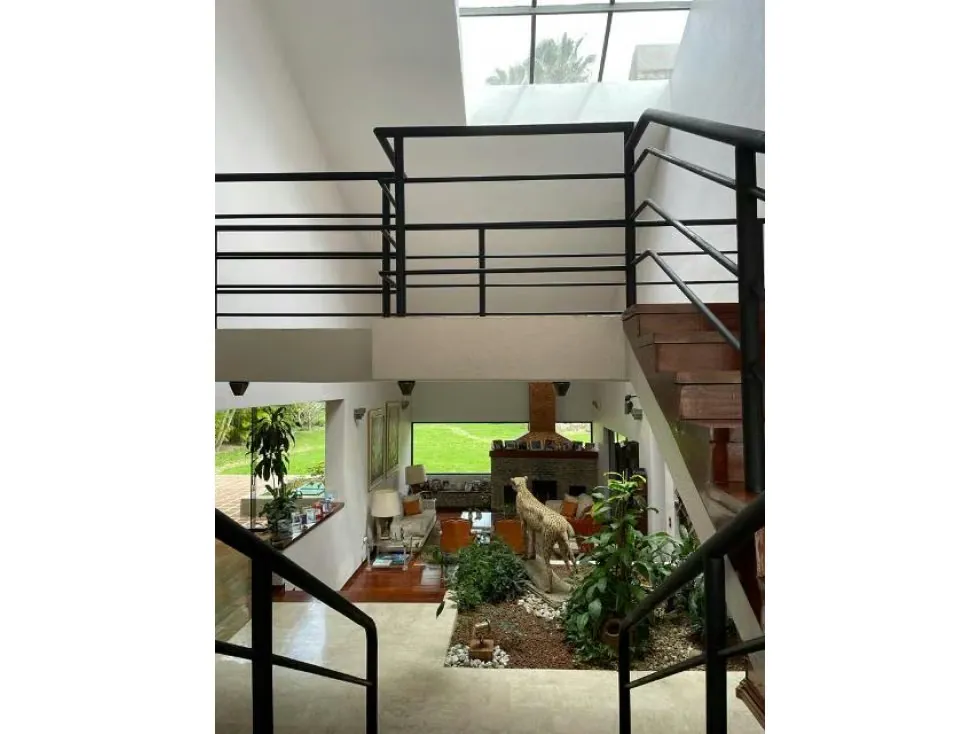 Casa de 1.830mts2 en venta incluye 4h/3b/6E en La Lagunita - El Hatill - 18