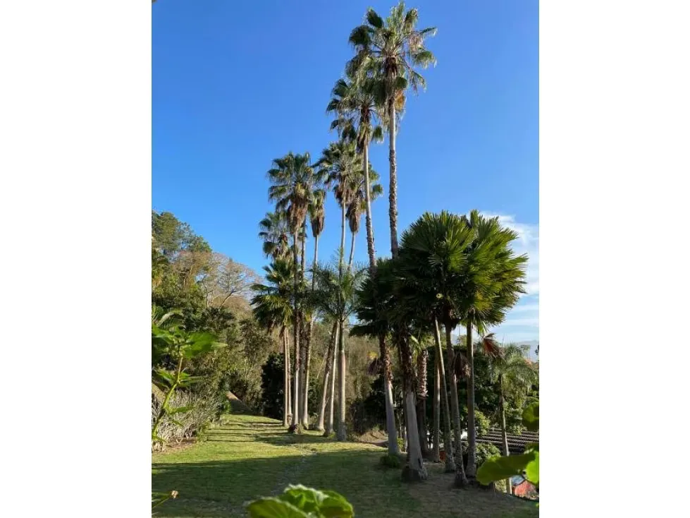 Casa de 1.830mts2 en venta incluye 4h/3b/6E en La Lagunita - El Hatill - 21