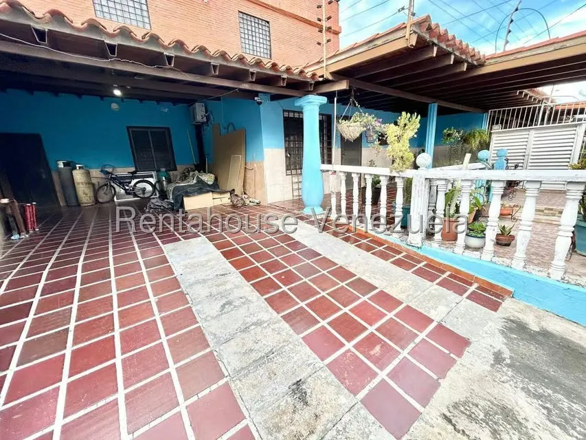 Casa (1 Nivel) en Alquiler en Copacoa, Lara - 2