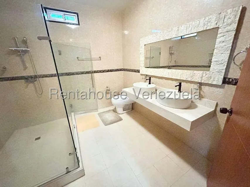Casa (1 Nivel) en Alquiler en Copacoa, Lara - 28