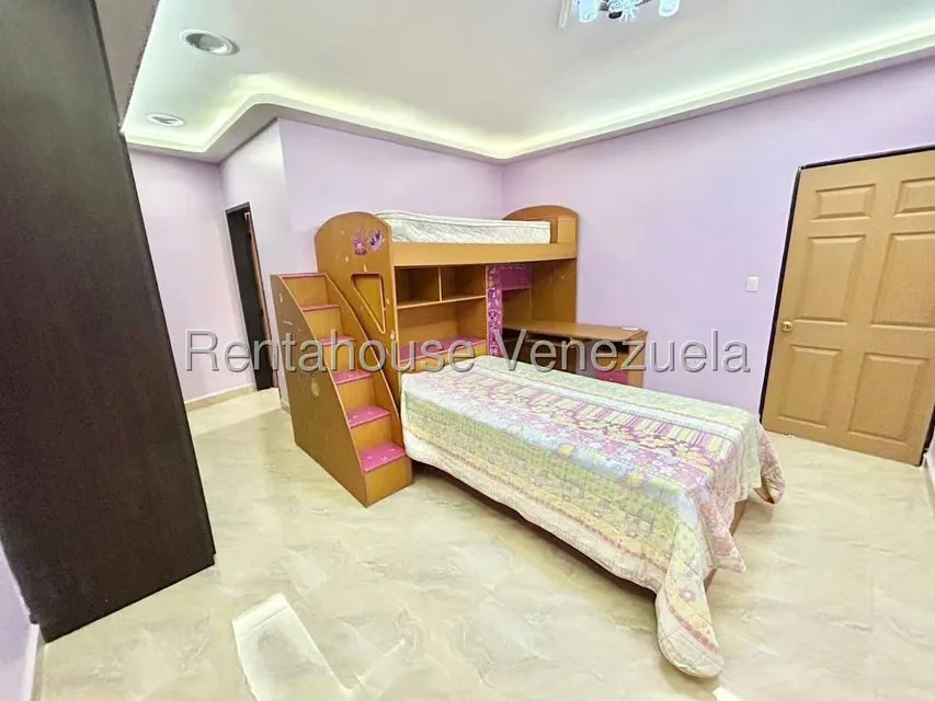 Casa (1 Nivel) en Alquiler en Copacoa, Lara - 33