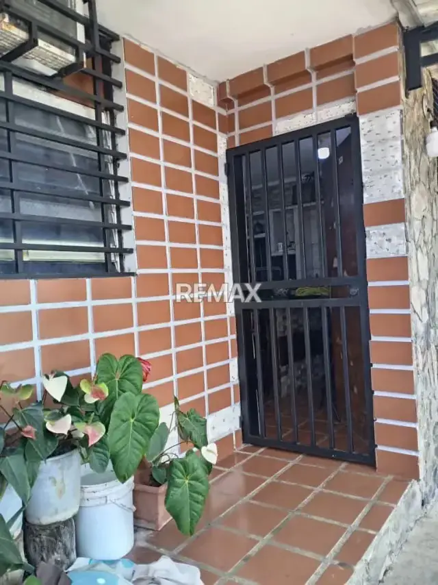 EN VENTA CASA EN SABANA MENDOZA