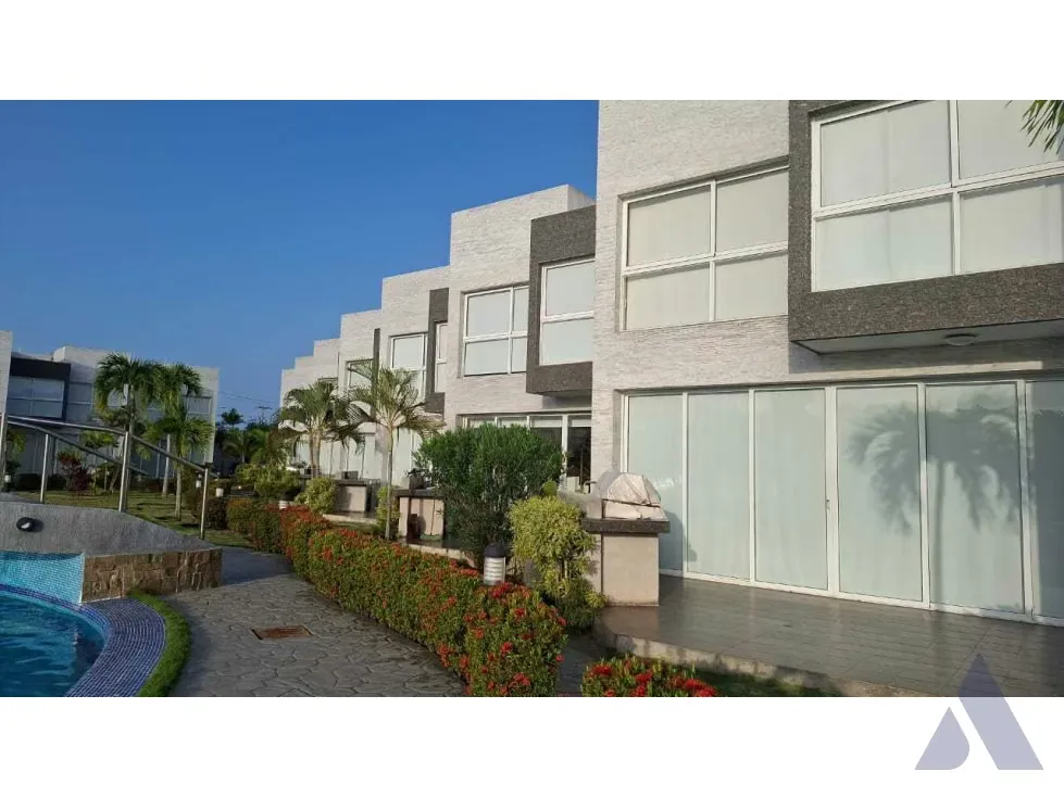 Vendo TH 125m2 Puerto encantado 8639 - 3