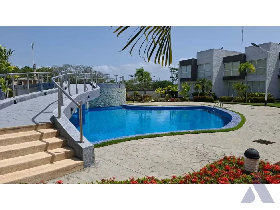 Vendo TH 125m2 Puerto encantado 8639 - 32