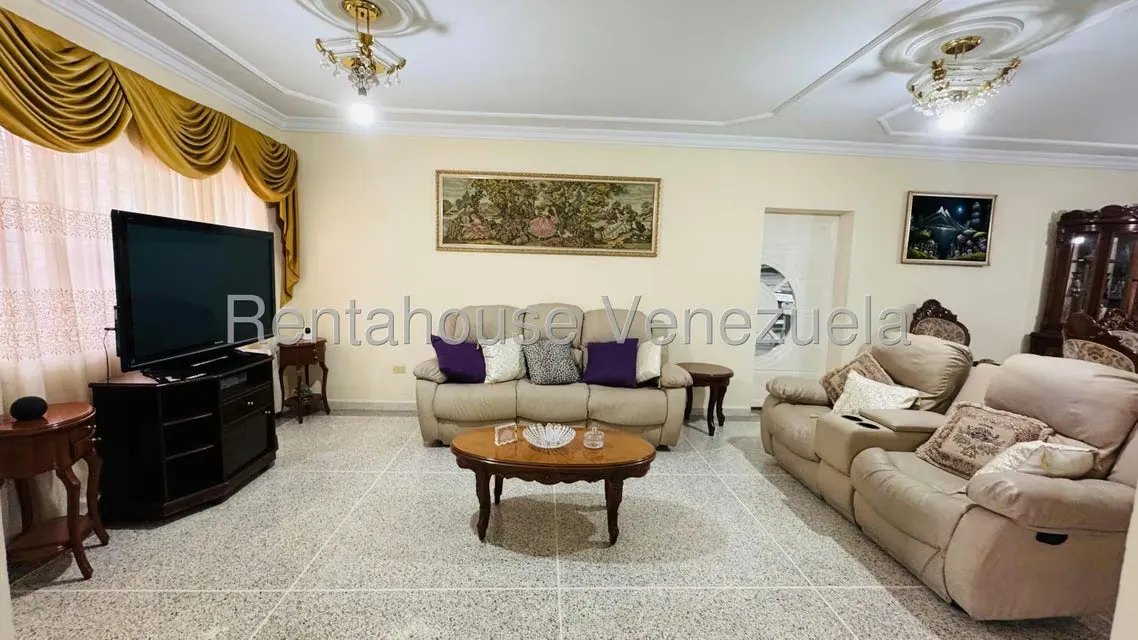 Casa (Duplex) en Venta en Guaracarima, Aragua - 11