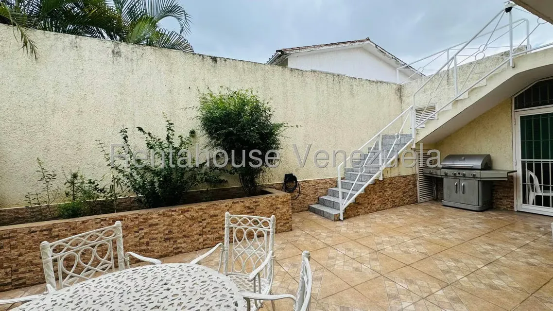 Casa (Duplex) en Venta en Guaracarima, Aragua - 14
