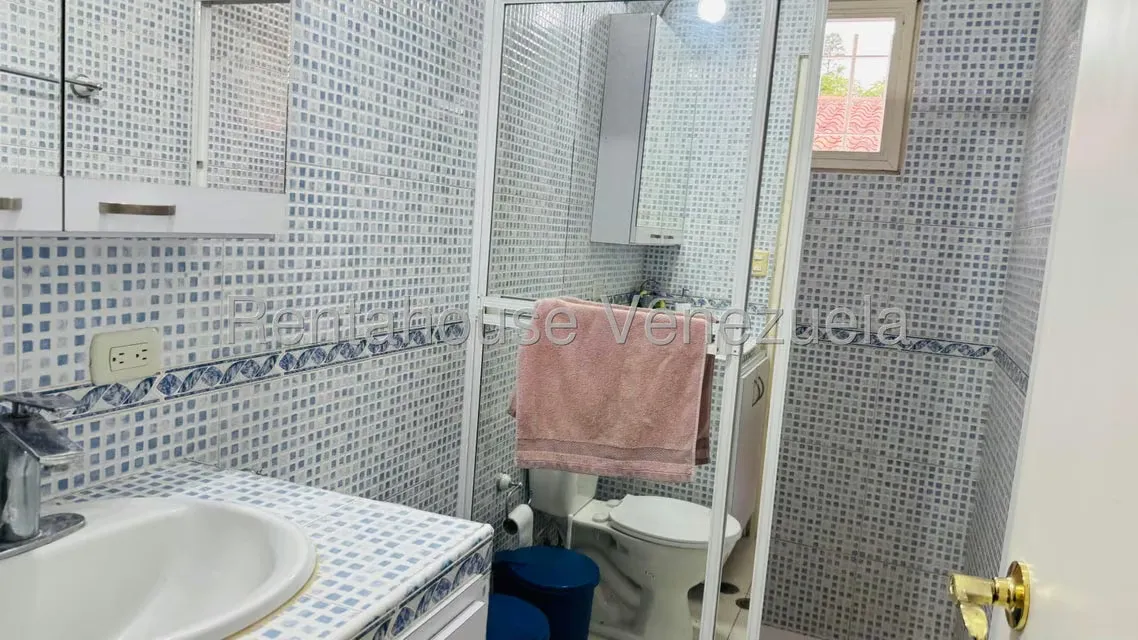 Casa (Duplex) en Venta en Guaracarima, Aragua - 26