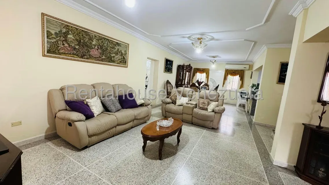 Casa (Duplex) en Venta en Guaracarima, Aragua - 3