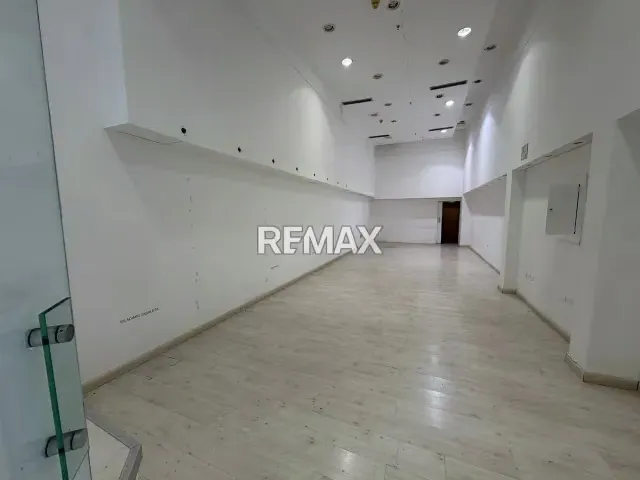 Alquiler de local Centro Comercial 73,59m2 en Terrazas de la Lagunita - 2
