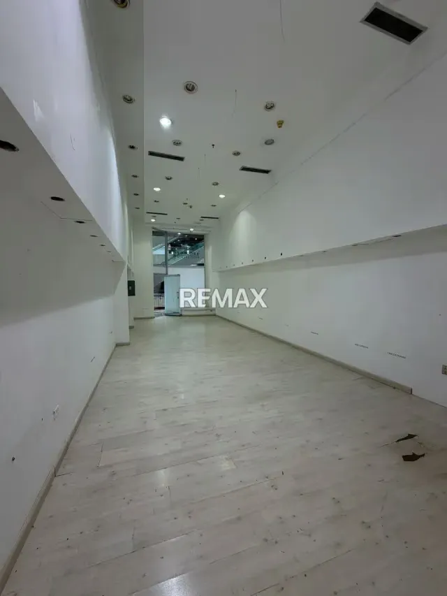 Alquiler de local Centro Comercial 73,59m2 en Terrazas de la Lagunita - 3
