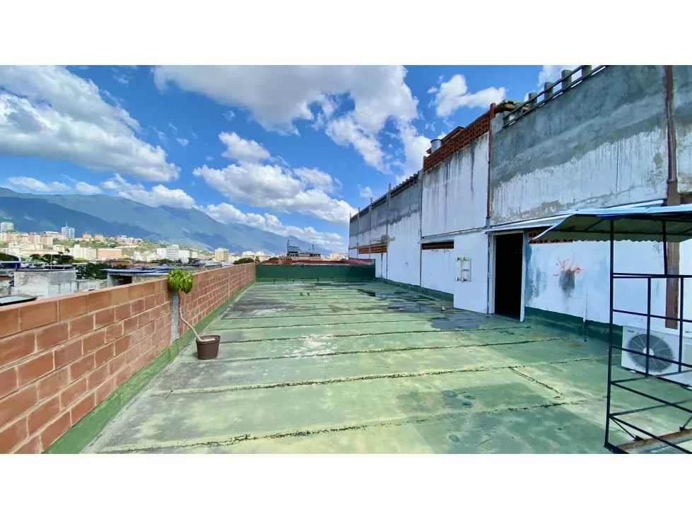 DOS EDIFICIOS COMERCIALES EL CEMENTERIO 1.163 M2, ASCENSOR MONTACARGAS - 12