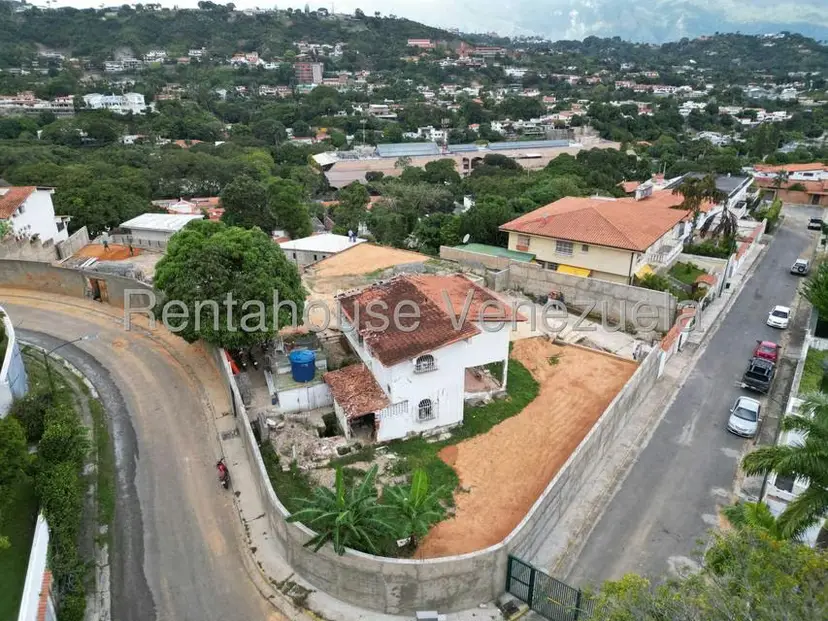 Terreno (Residencial) en Venta en Prados del Este, Distrito Metropolitano
