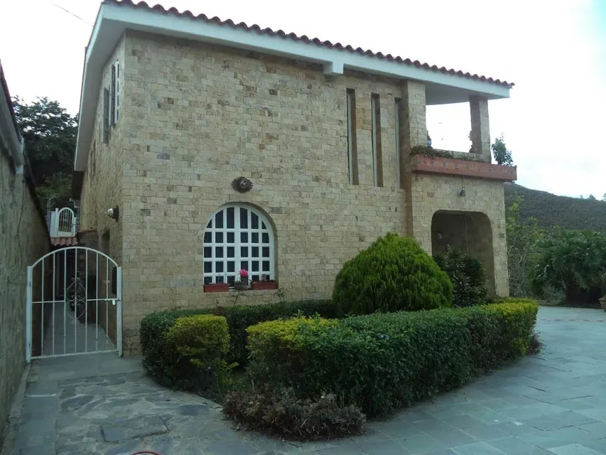 Casa (Duplex) en Venta en La Rosaleda, Miranda
