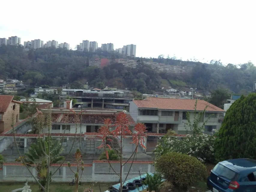 Casa (Duplex) en Venta en La Rosaleda, Miranda - 26