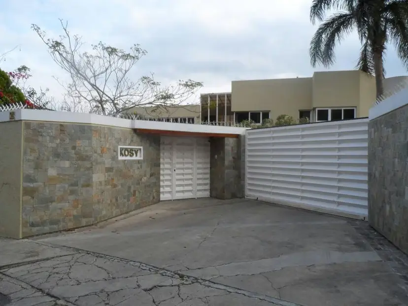 Casa (Multipes Niveles) en Venta en La Lagunita Country Club, Distrito Metropolitano