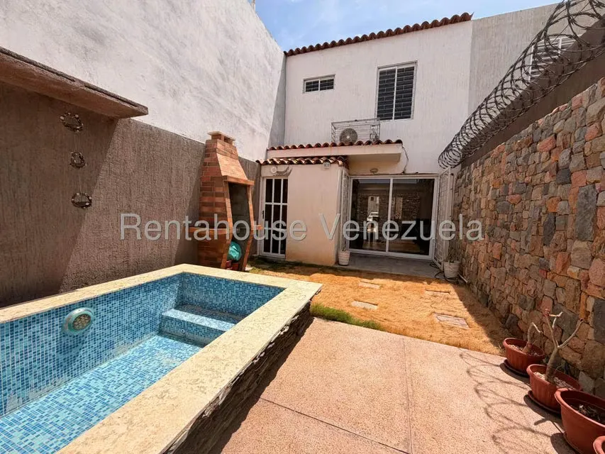 Townhouse (Duplex) en Venta en Puerta Maraven, Falcon - 18