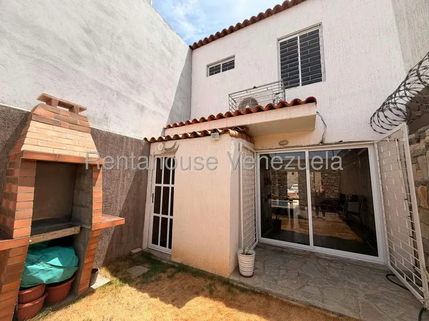 Townhouse (Duplex) en Venta en Puerta Maraven, Falcon - 19