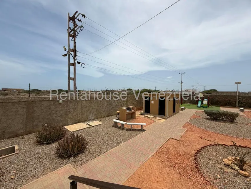 Townhouse (Duplex) en Venta en Puerta Maraven, Falcon - 40