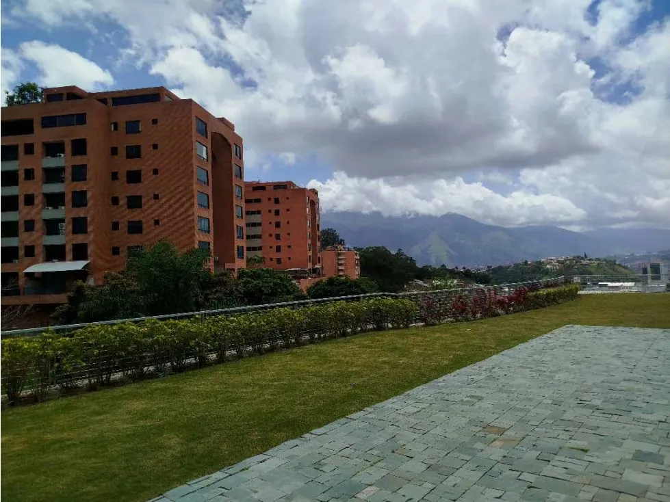 Espectacular PB Amoblado 185/80 (265m) 3h-4b-2E-2M. Lomas del Sol - 2