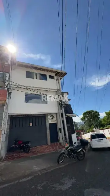 Se Vende apartamento Tipo Estudio frente al Core 1