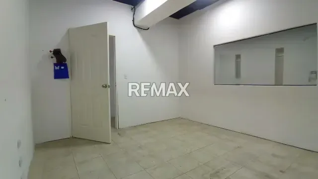 Oficina Comercial en Alquiler Manzanares. - 8