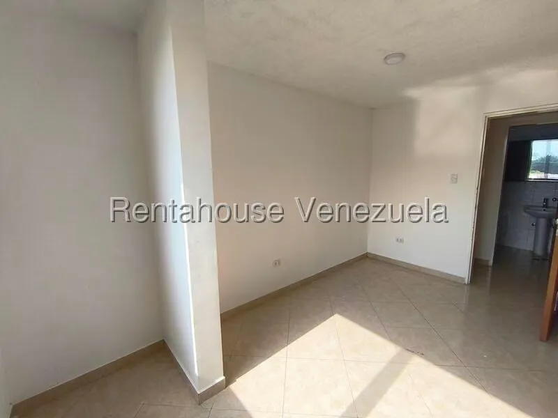 Apartamento (1 Nivel) en Alquiler en Los Mangos, Carabobo - 21