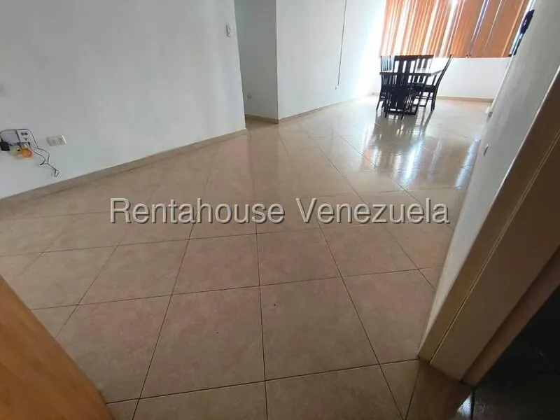 Apartamento (1 Nivel) en Alquiler en Los Mangos, Carabobo - 5