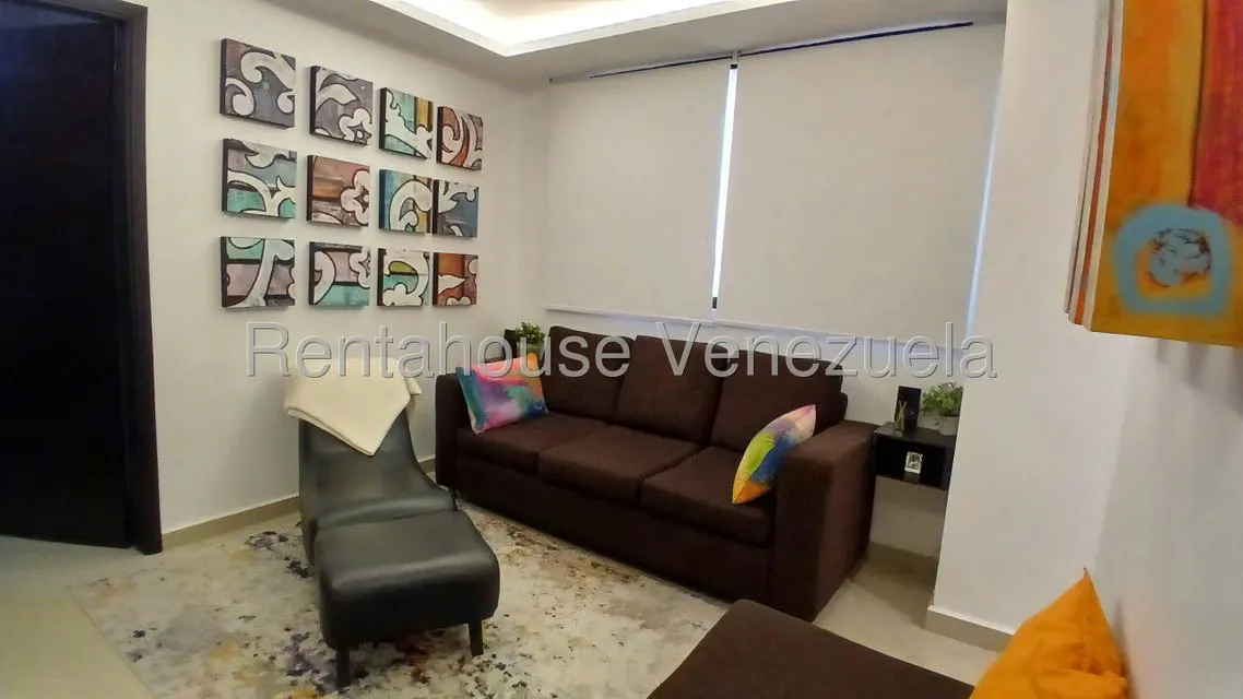 Apartamento (1 Nivel) en Venta en Triangulo del Este, Lara - 11