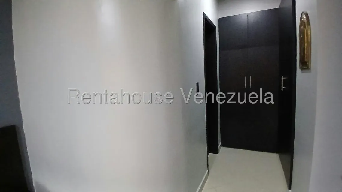Apartamento (1 Nivel) en Venta en Triangulo del Este, Lara - 15